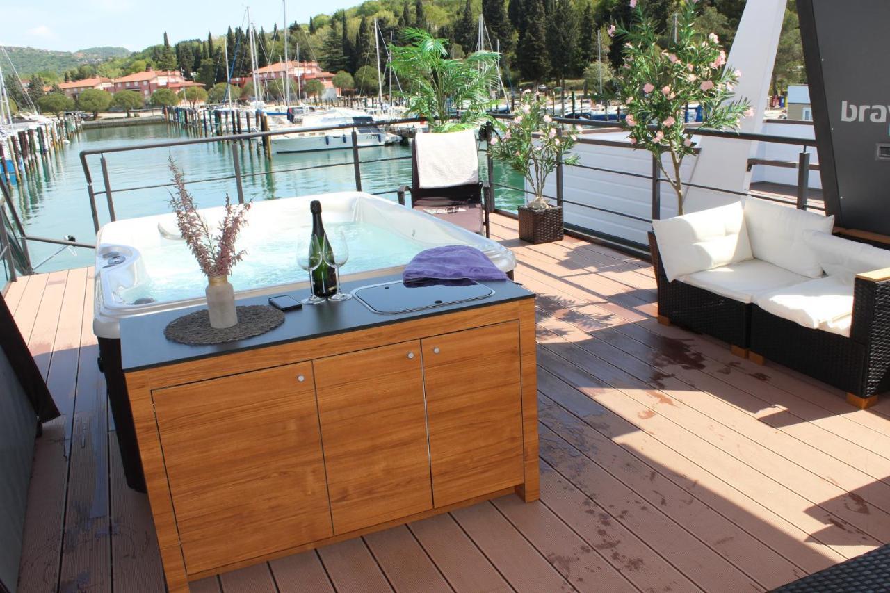 Floating House Bravia Hotel Portoroz Exterior photo