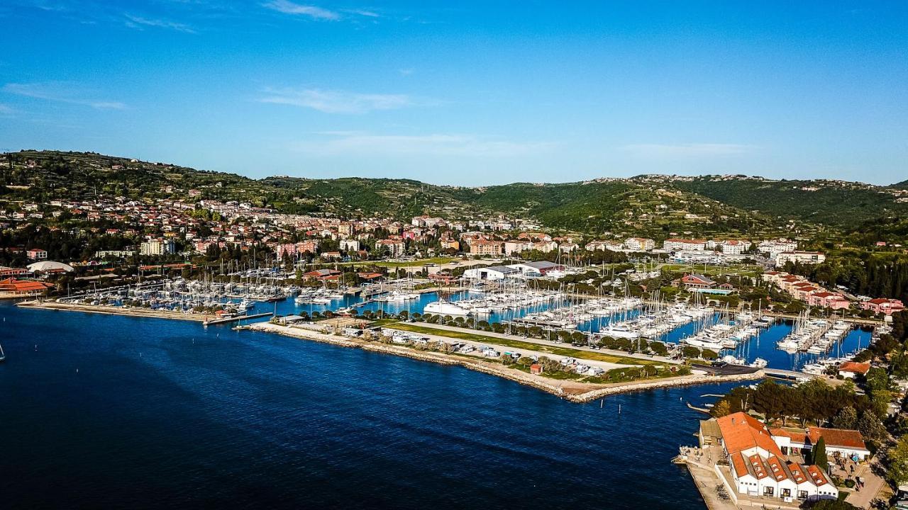 Floating House Bravia Hotel Portoroz Exterior photo