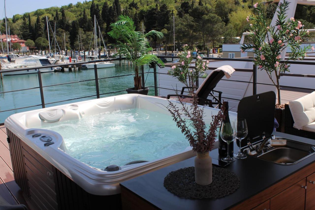 Floating House Bravia Hotel Portoroz Exterior photo