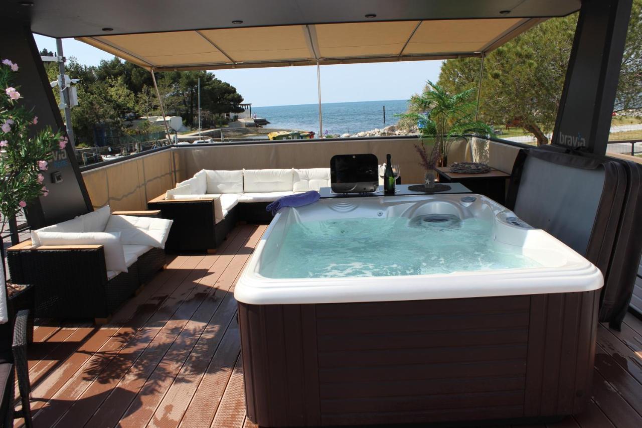 Floating House Bravia Hotel Portoroz Exterior photo