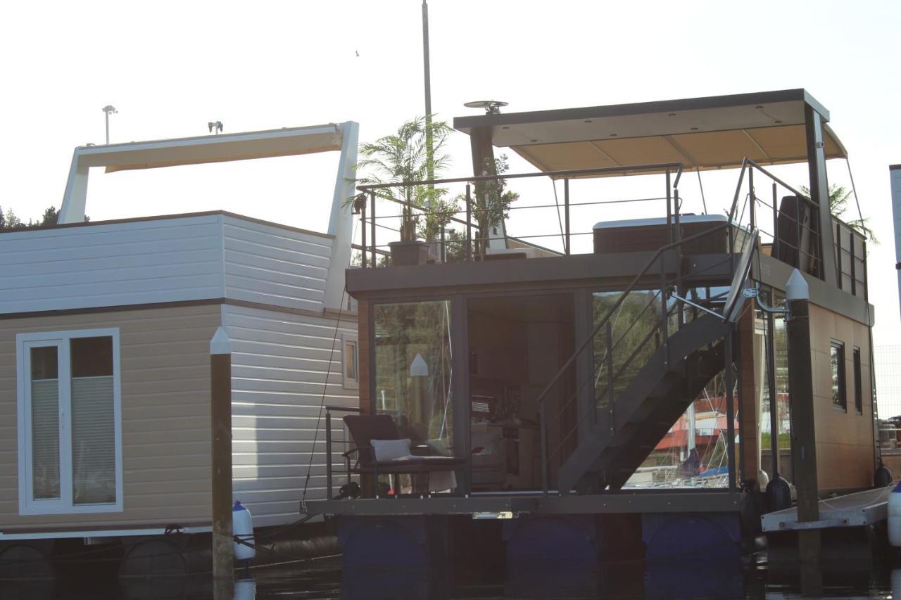 Floating House Bravia Hotel Portoroz Exterior photo